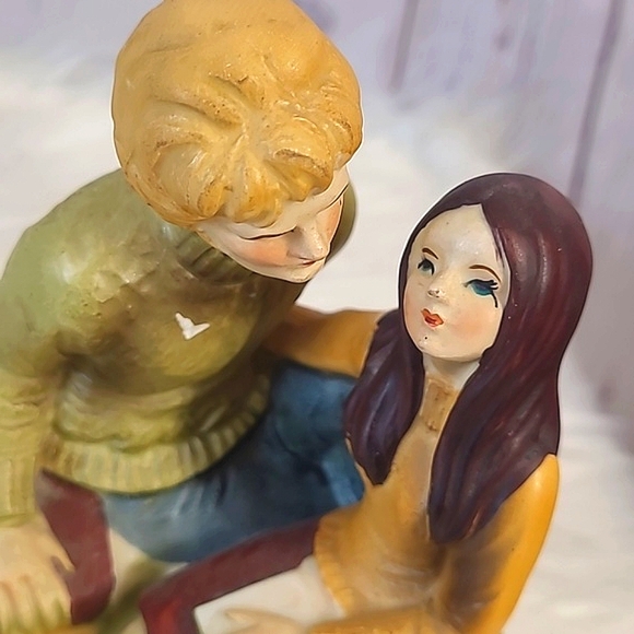 Vintage 70s Ceramic Couple Wind Up Music Playing Shelf Decor Japanese MCM 6.5" - Picture 5 of 17